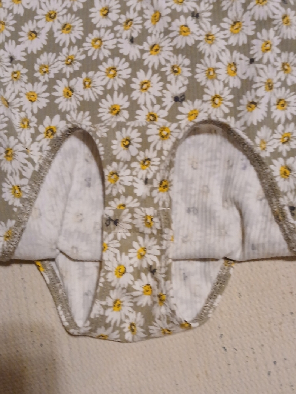 Daisy-Print Ruffle Strap  Bodysuit - Picture 4 of 9